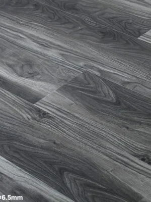 SPC SP005 flooring with elegant wood grain finish.
