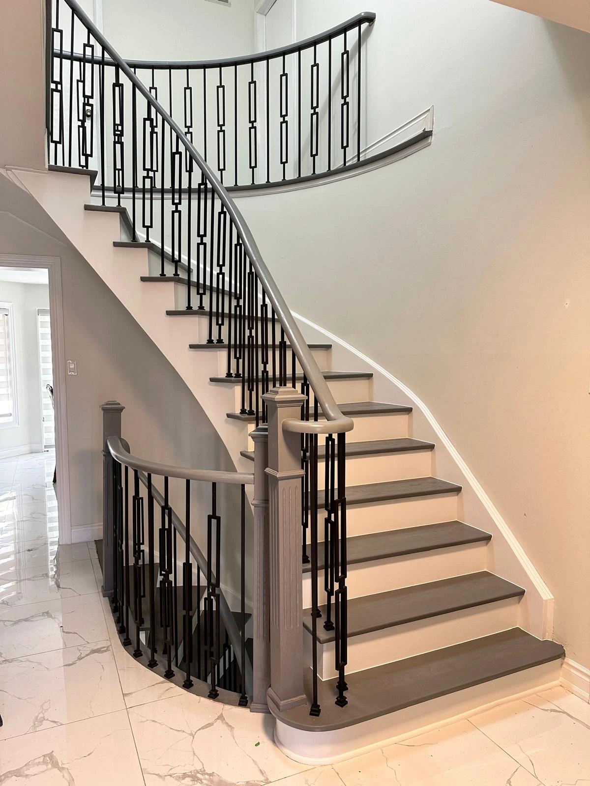 Grey Wash Curved Staircase Fretwork Baluster - Image 5