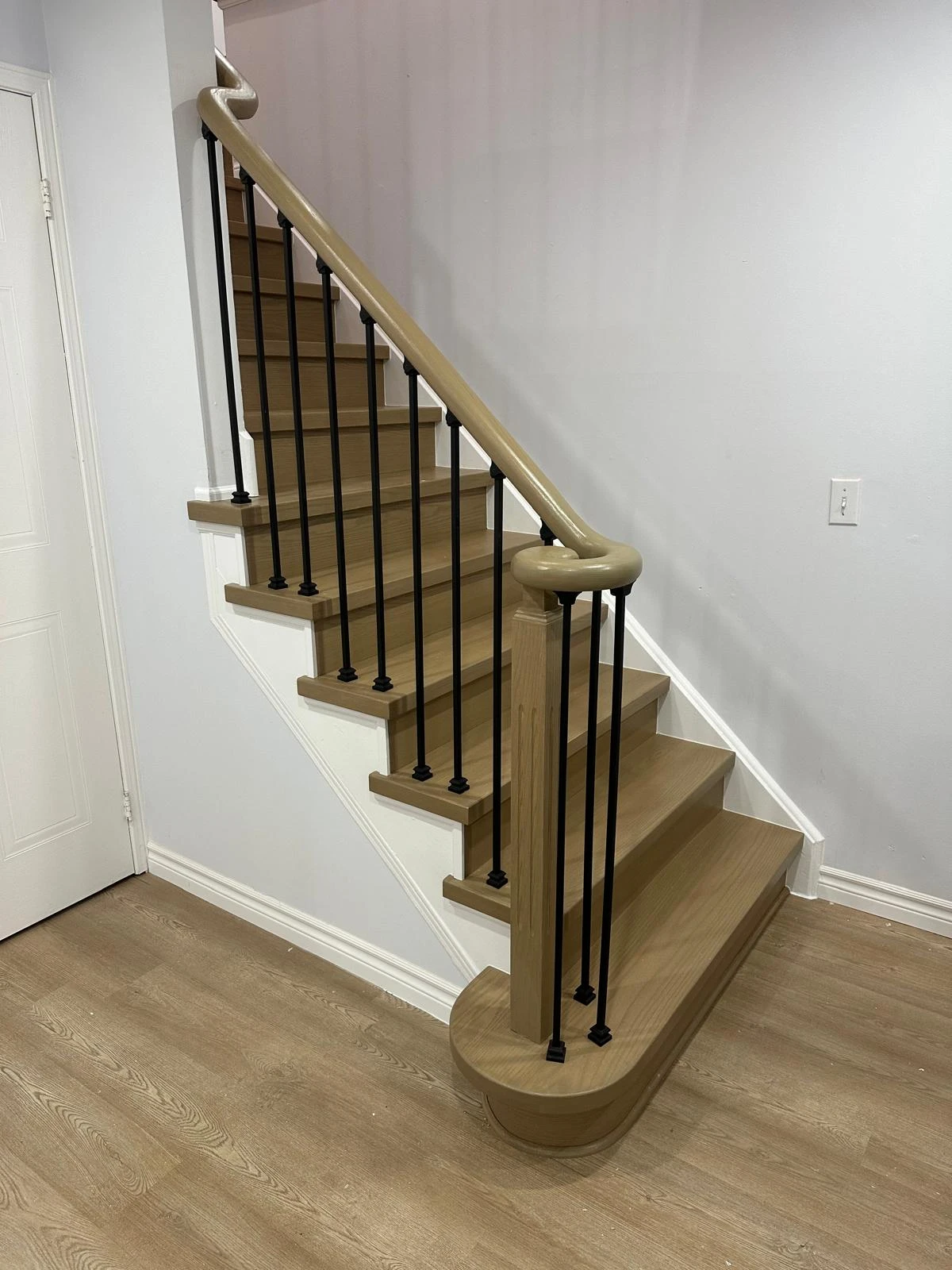 Oak Honey L-Shape Staircase Vinyl Floor