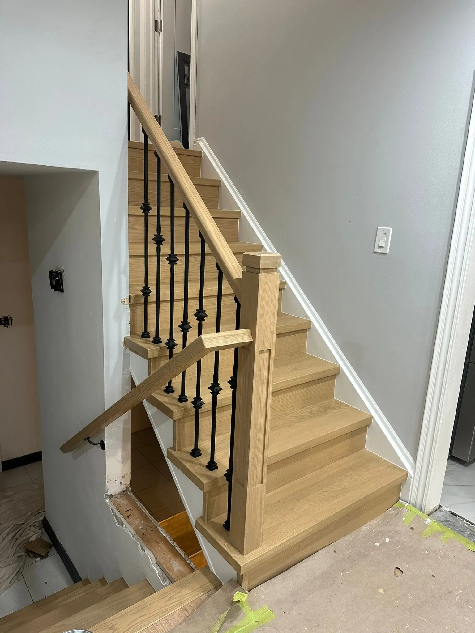 Oak Natural Straight Staircase - Image 3